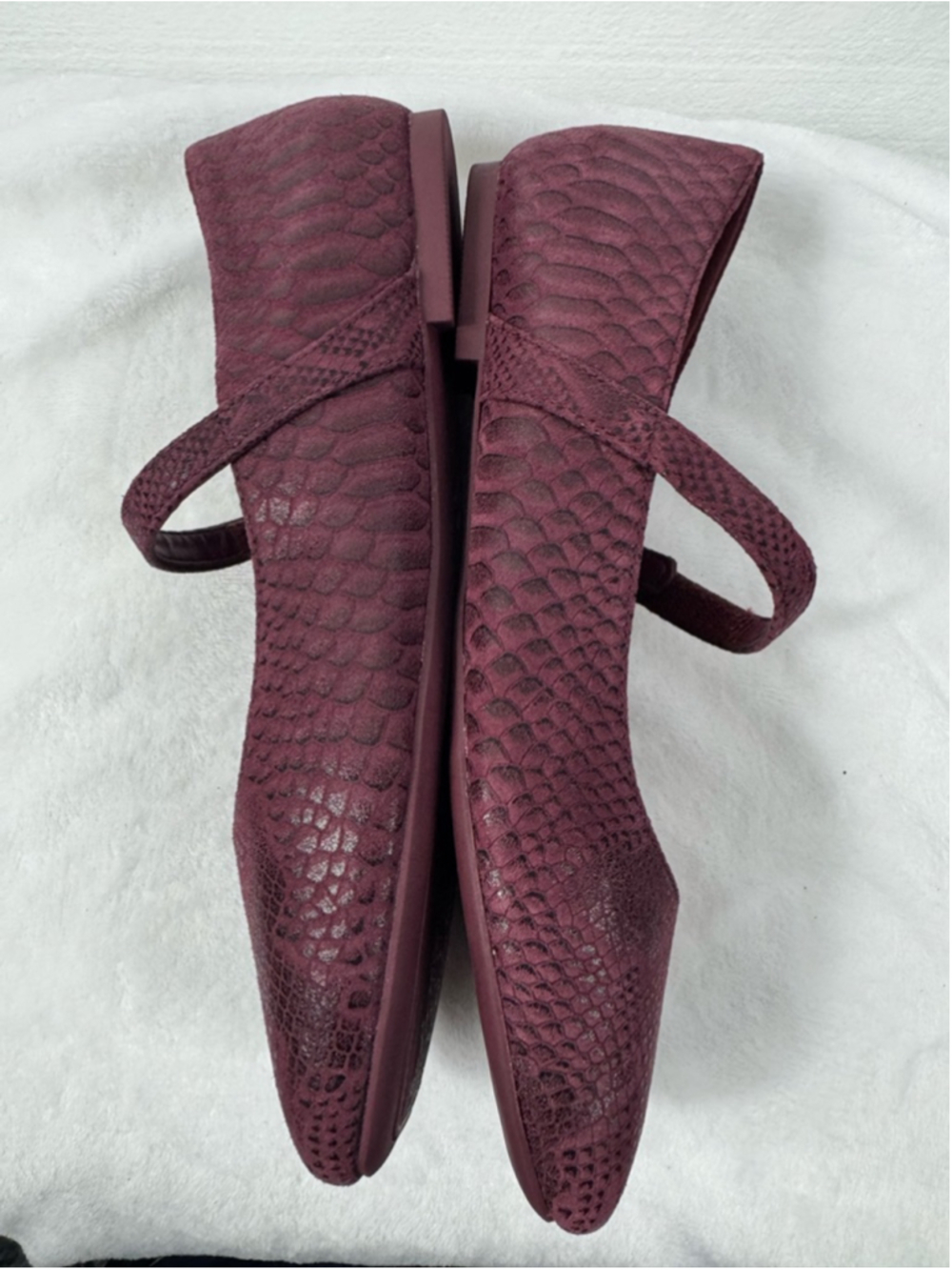 Vionic Alameda Croc Mary Jane Flats Cherry Jubilee Size 8 - Picture 9 of 10